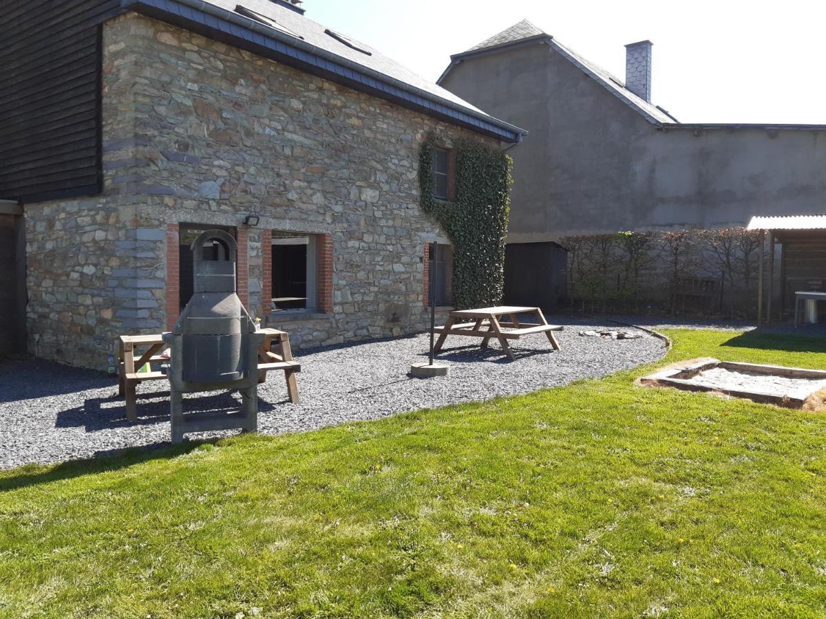 Villa Les 12 bois du cerf à Tailles Extérieur photo