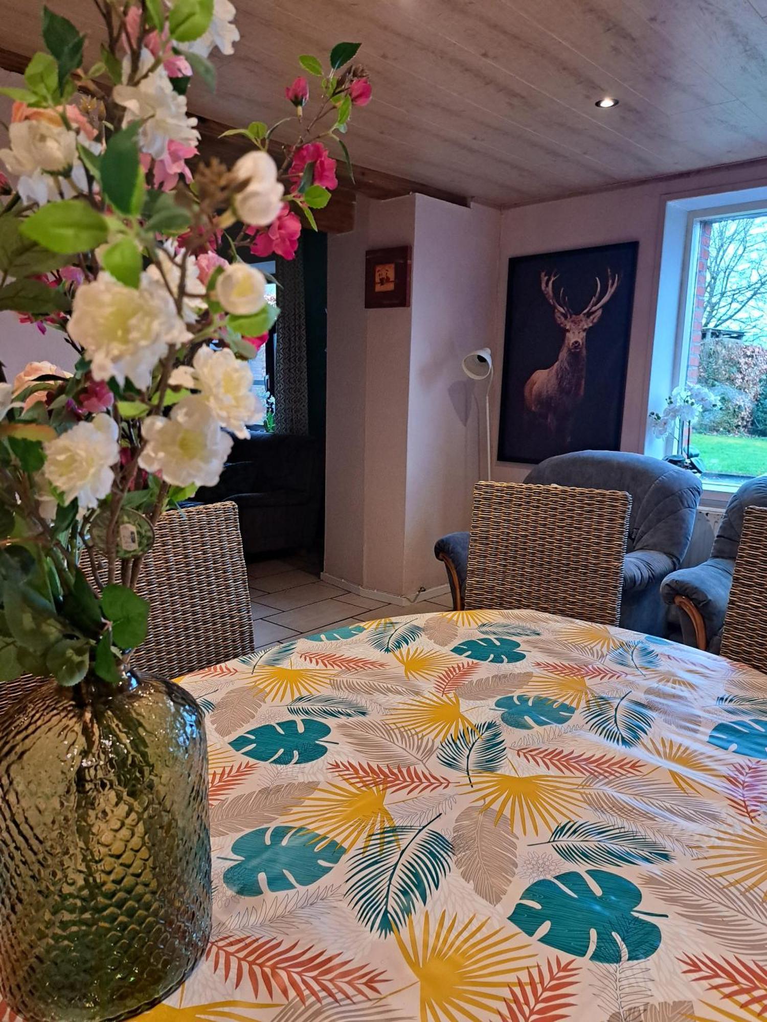 Villa Les 12 bois du cerf à Tailles Extérieur photo